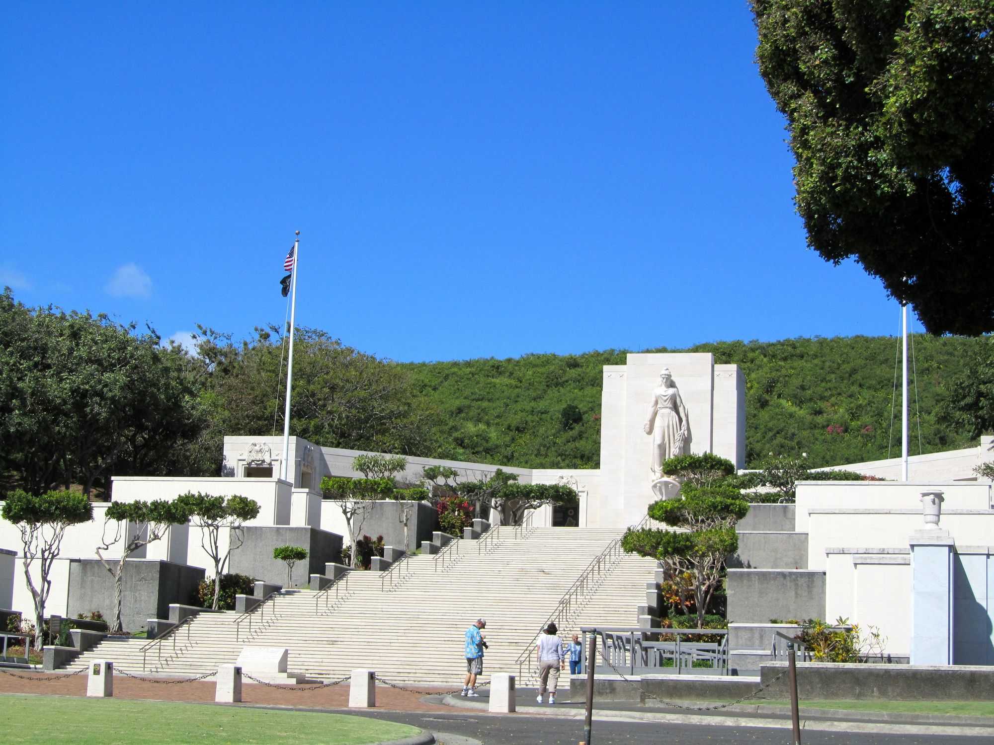 Feature image National Memorial Cemetery of the Pacific in Honolulu, Hawaii