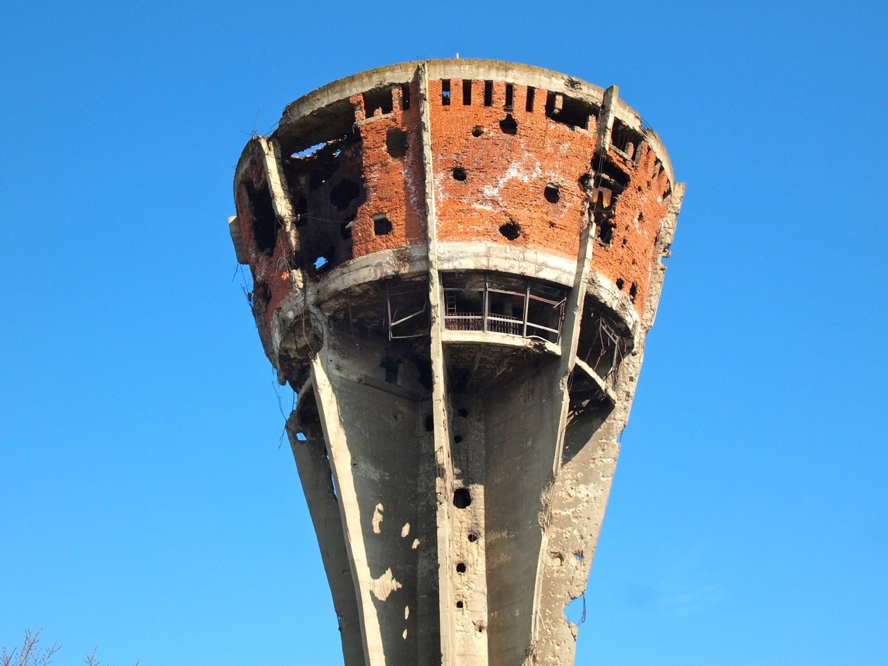 Feature image Bombed out water tower in Vukovar, Croatia