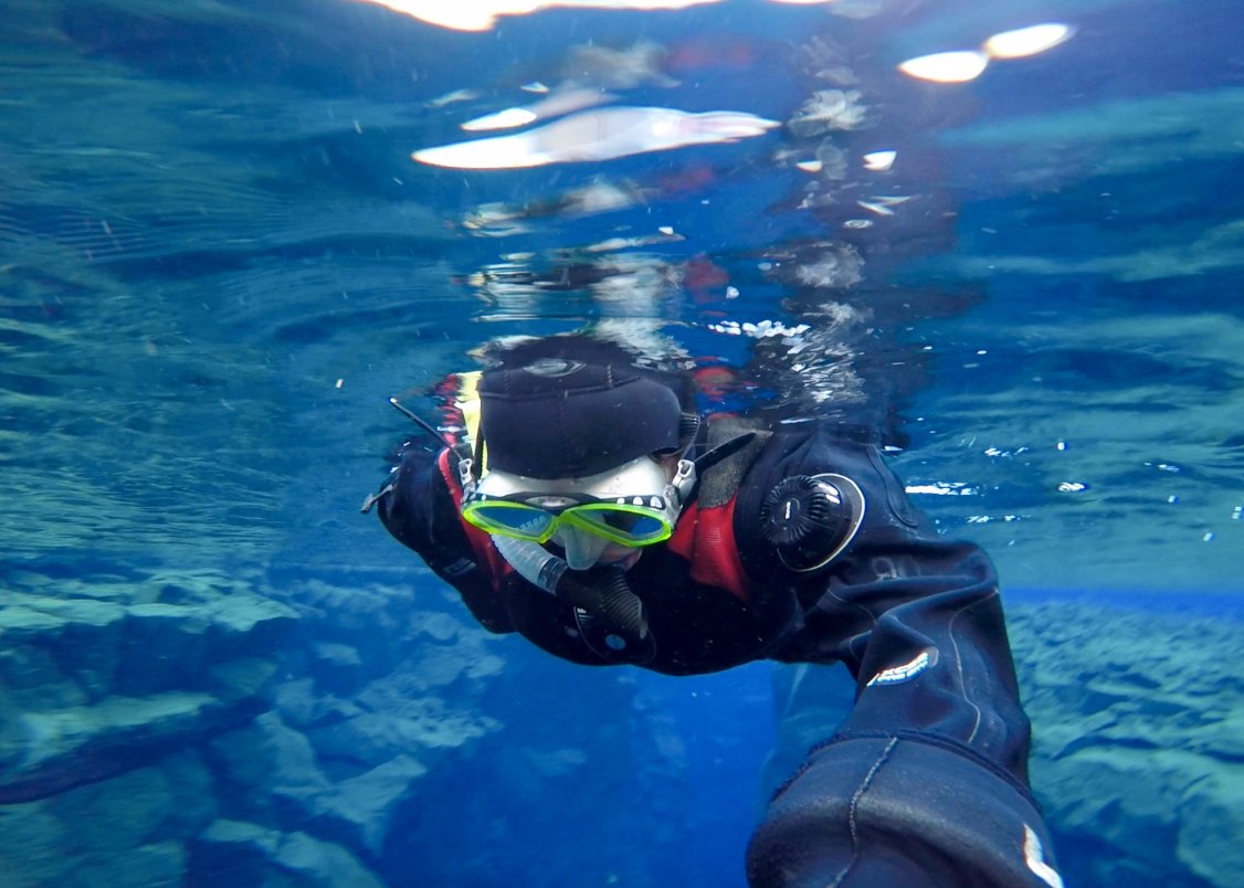 Feature image Snorkeling Silfra in Iceland