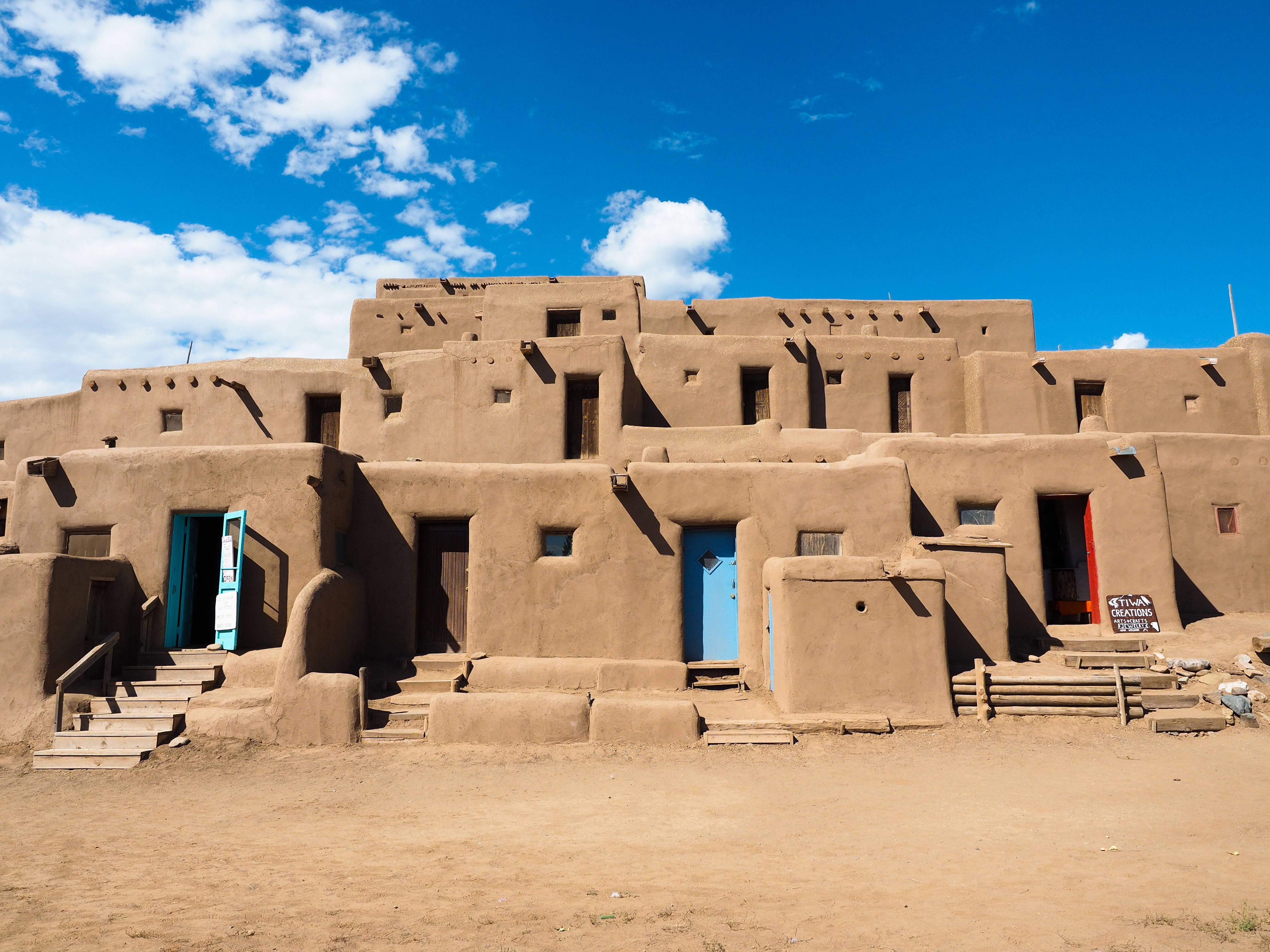 Feature image Taos Pueblo in New Mexico