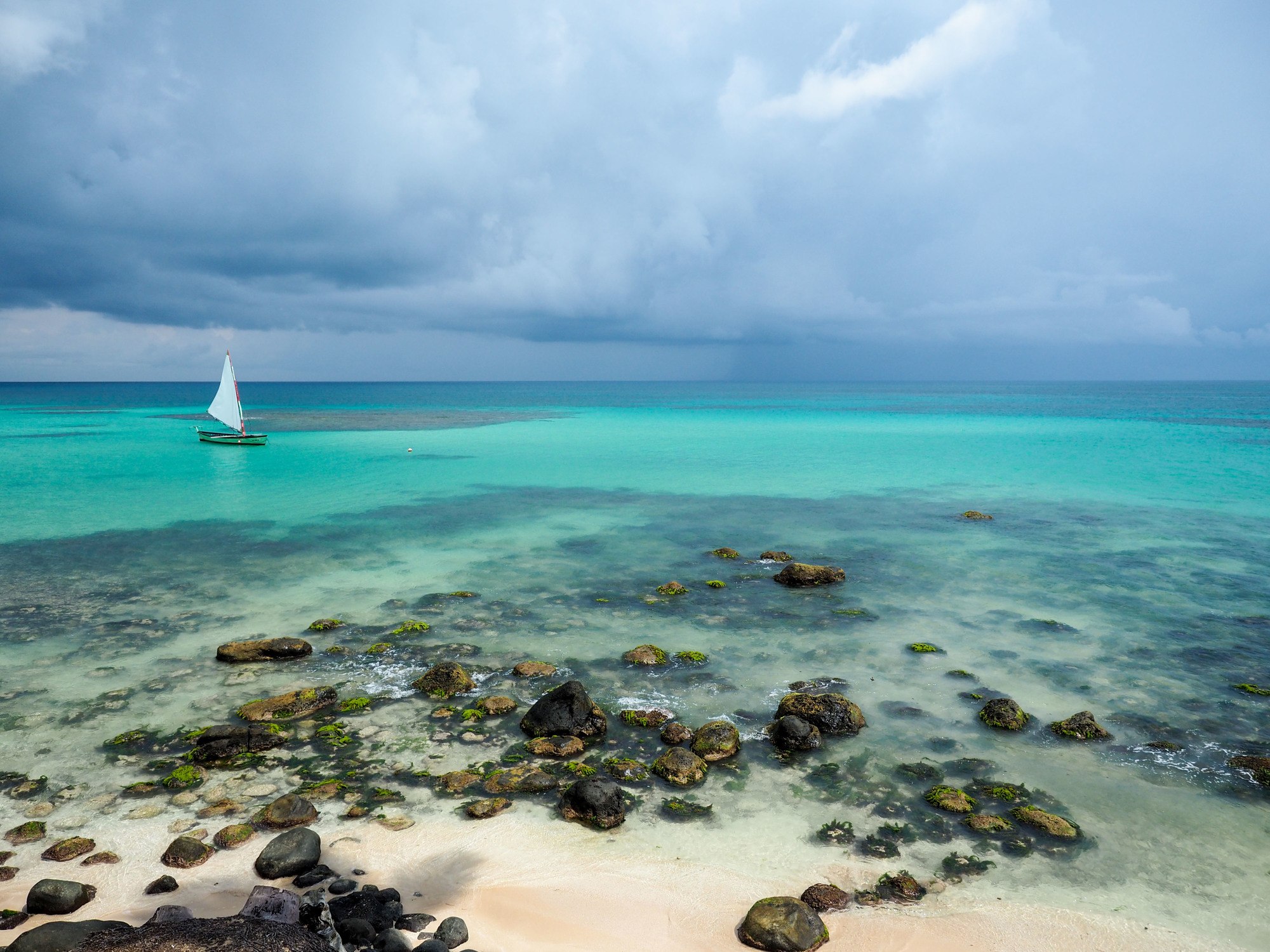 Feature image Sustainable travel Little Corn Island beach
