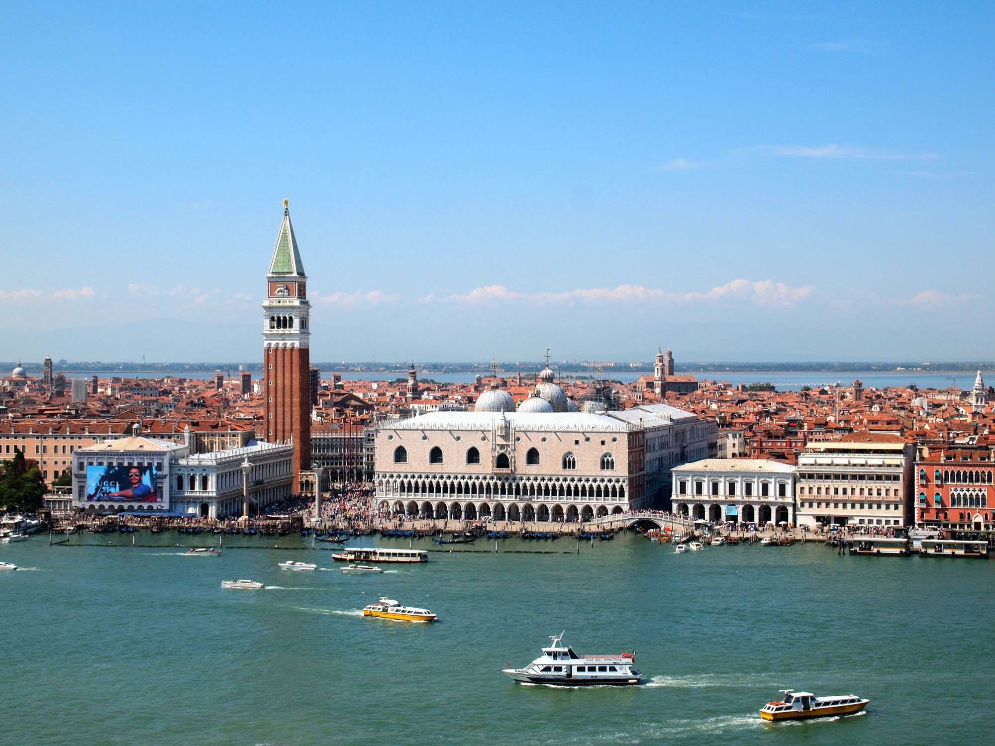 Feature image Venice, Italy